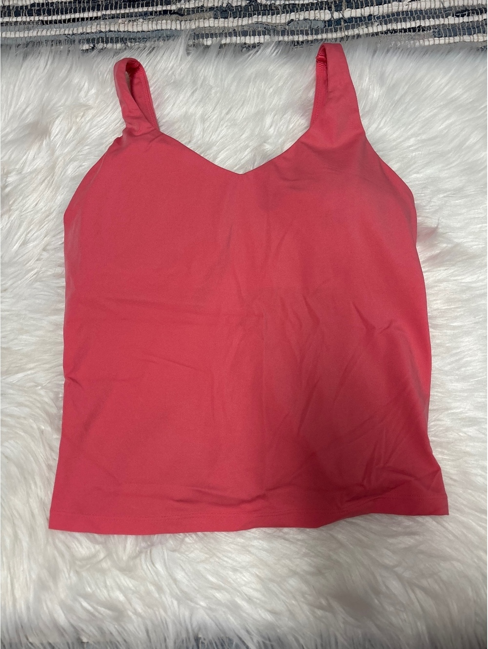 * | Offline | sports bra. Size L.